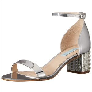 Blue by Betsy Johnson Melli block- heel sandal